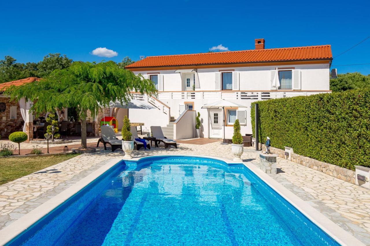 Villa Summer Oasis Dobrinj Extérieur photo