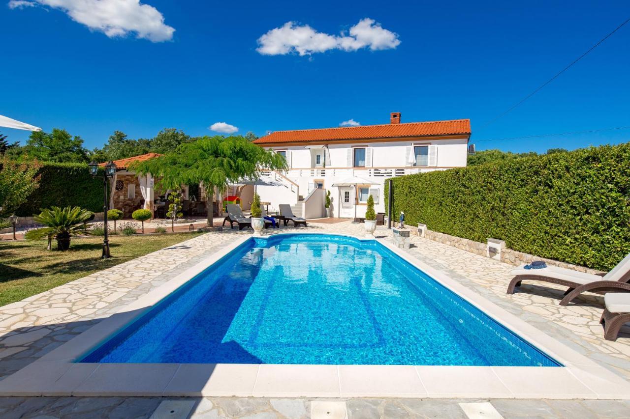 Villa Summer Oasis Dobrinj Extérieur photo